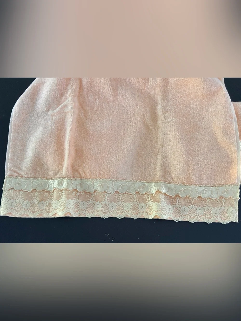 Vintage Lace Edge Bath Towels & Washcloth Peach Pink Made In USA Set of 3